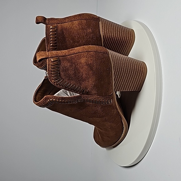 Dolce Vita DV Jace Booties Ankle Boot Block Heel Pointed Toe Faux Suede Brown 10 - Picture 6 of 14